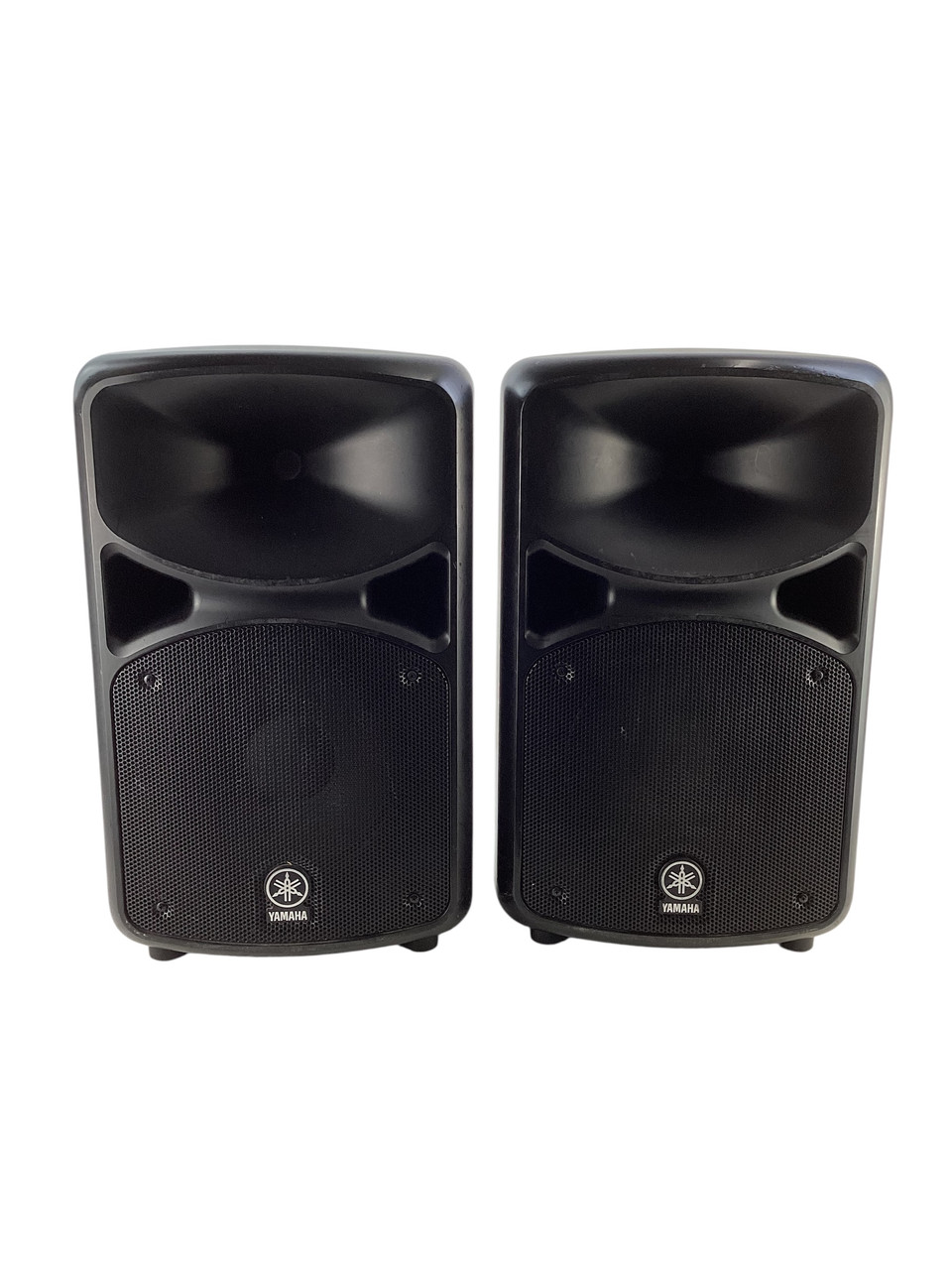 Used Yamaha STAGEPAS 600S SPEAKERS/POWERED MIXER Powered Full