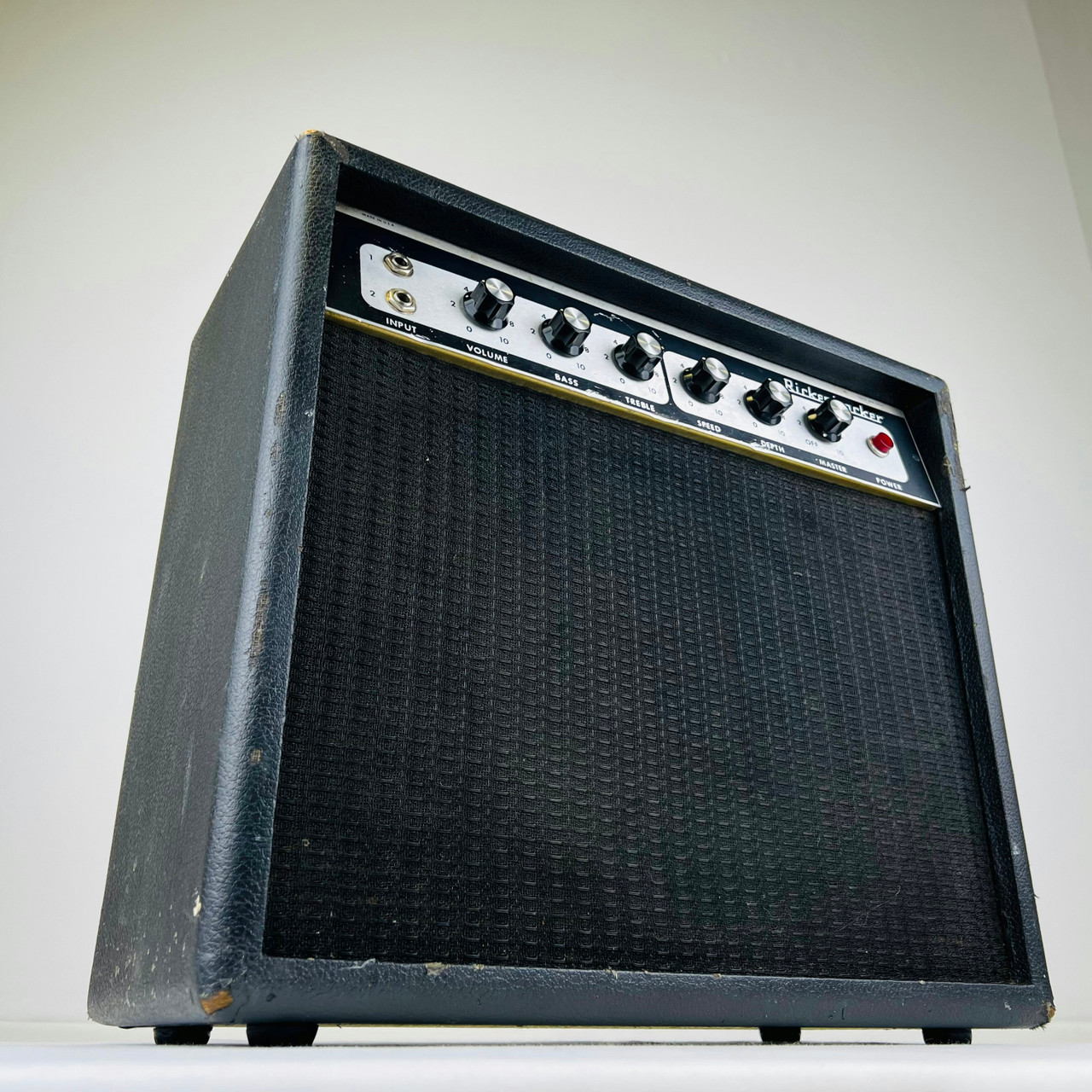 Used Rickenbacker TR7 COMBO GUITAR AMPLIFIER Solid State