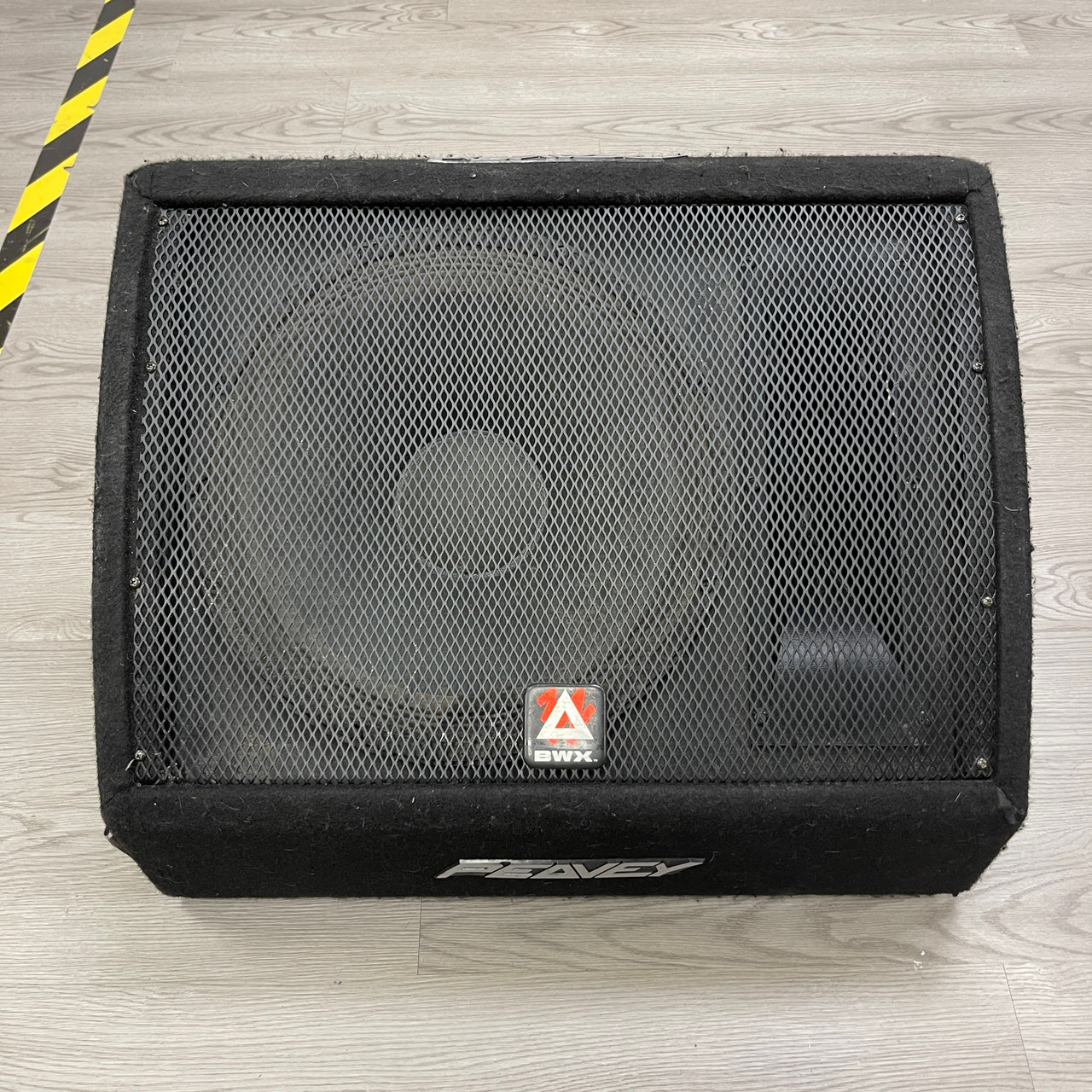 Used Peavey SP115MX Passive Full Range Speaker Cabinet