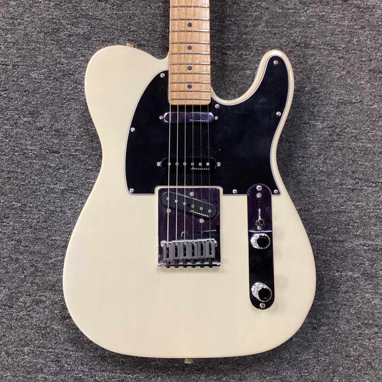 Used Fender NASHVILLE TELE DELUXE T Type Electric Guitar White 6