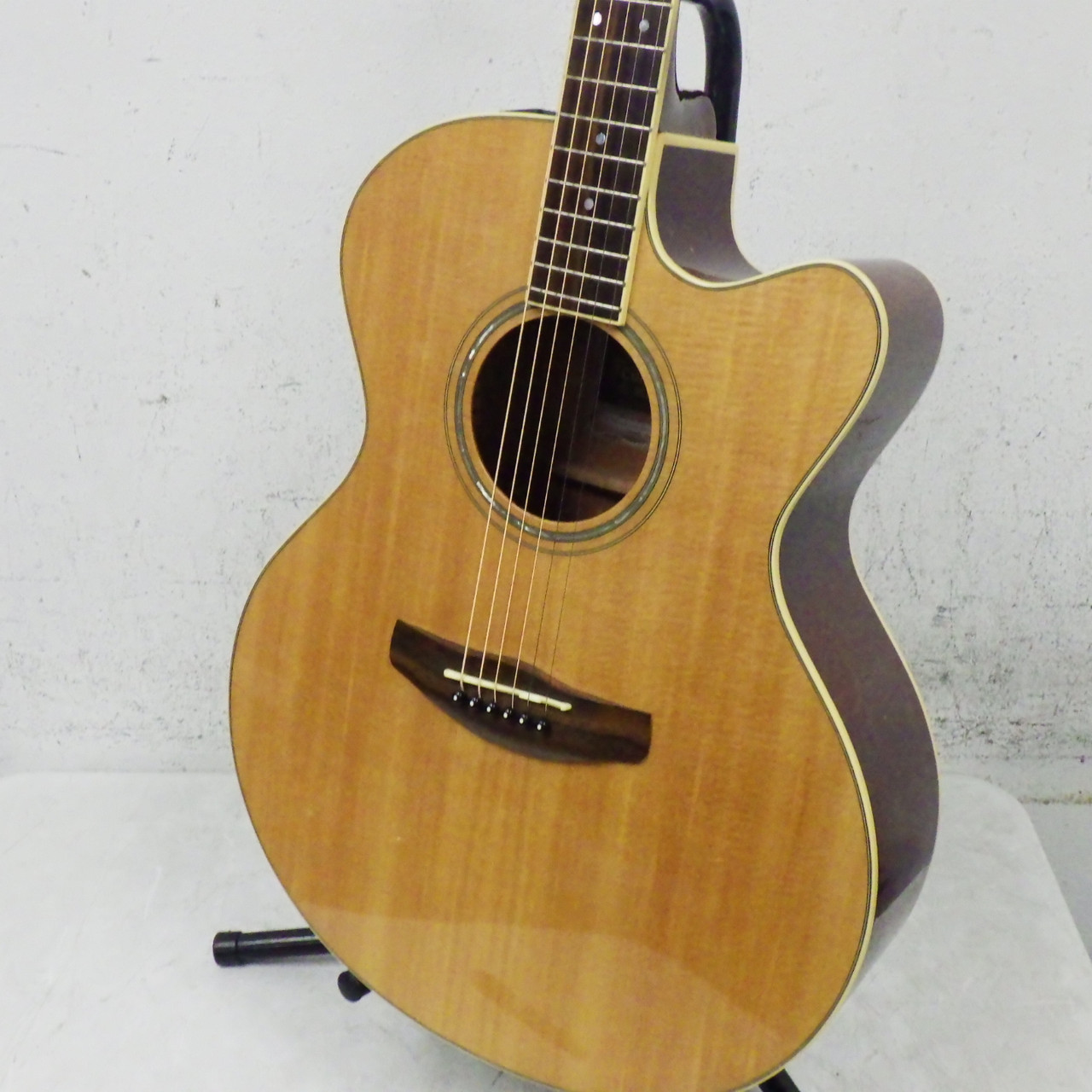 Used Yamaha CPX500 Solid Top Acoustic Guitar Natural