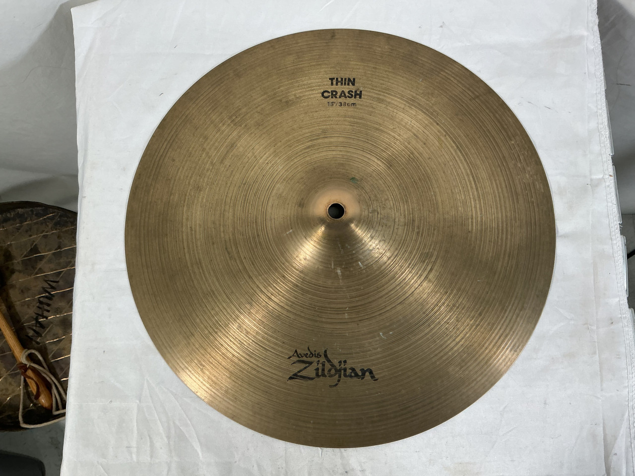 Used Zildjian AVEDIS 15 IN THIN CRASH Crash Cymbal 15