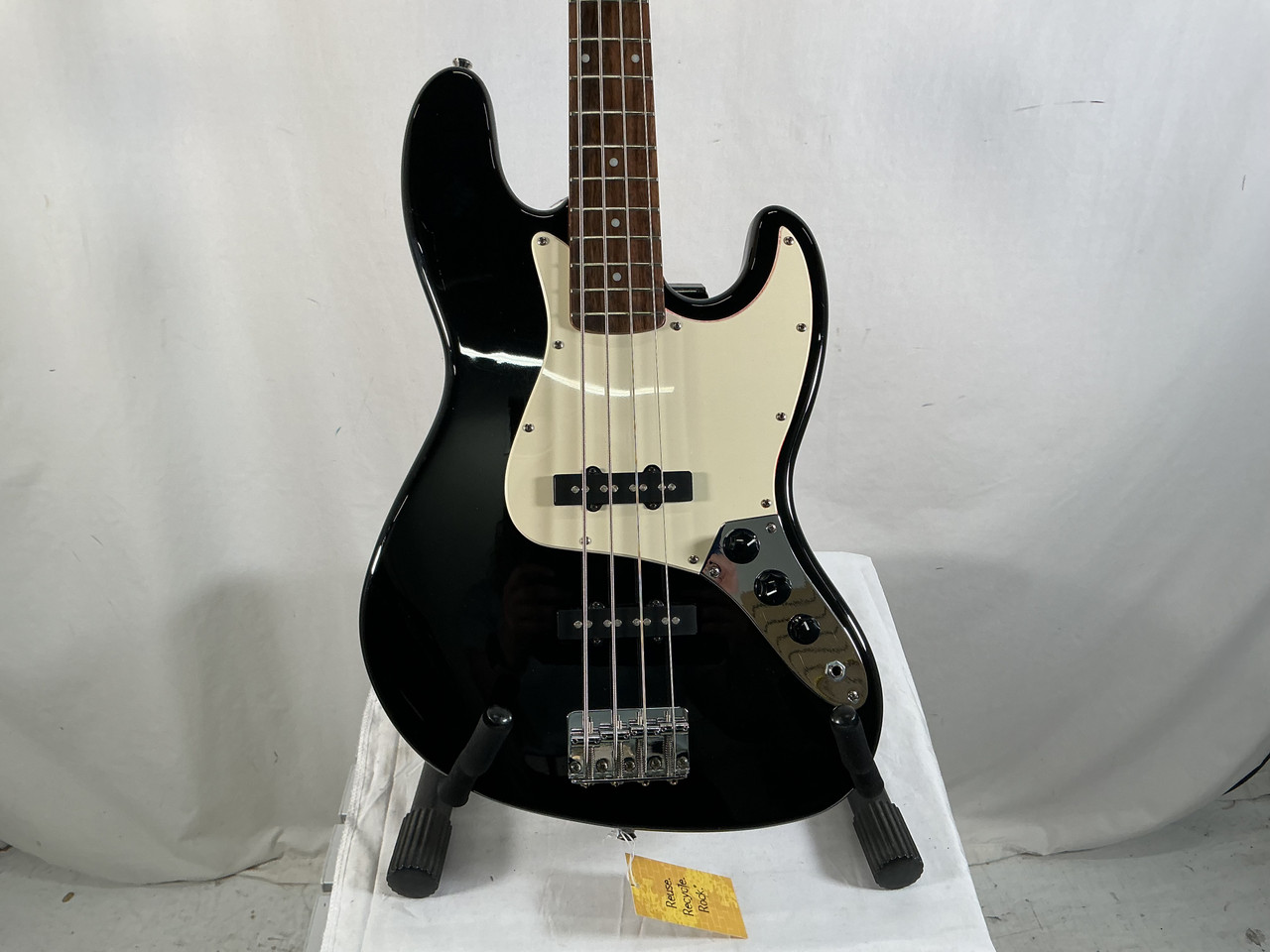Used Squier AFFINITY JAZZ BASS J Type Bass Guitar Black 4-String