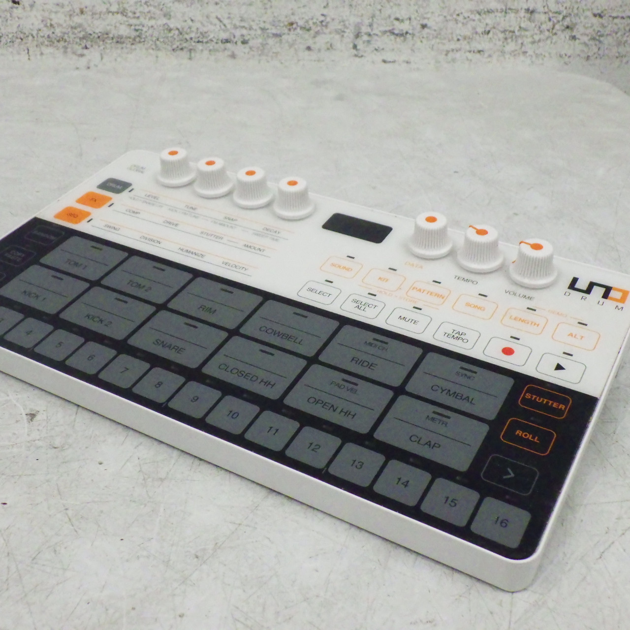 Used IK Multimedia UNO DRUM MACHINE Compact Drum Machine