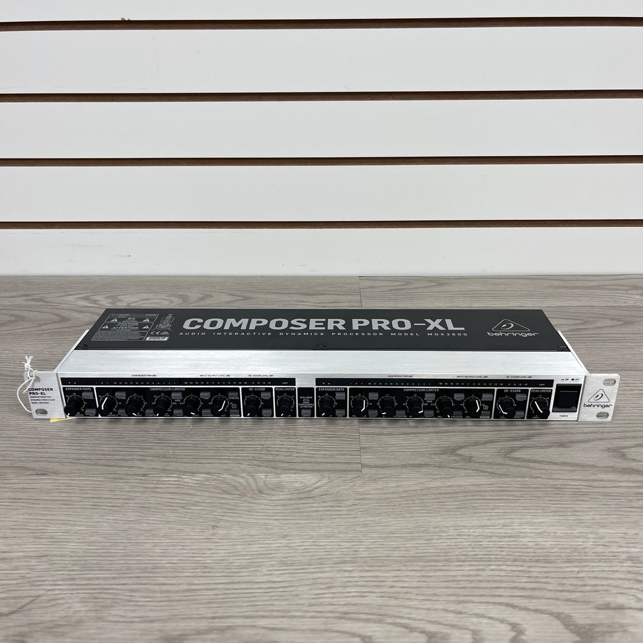 Used Behringer COMPOSER PRO XL MDX2600 Compressor