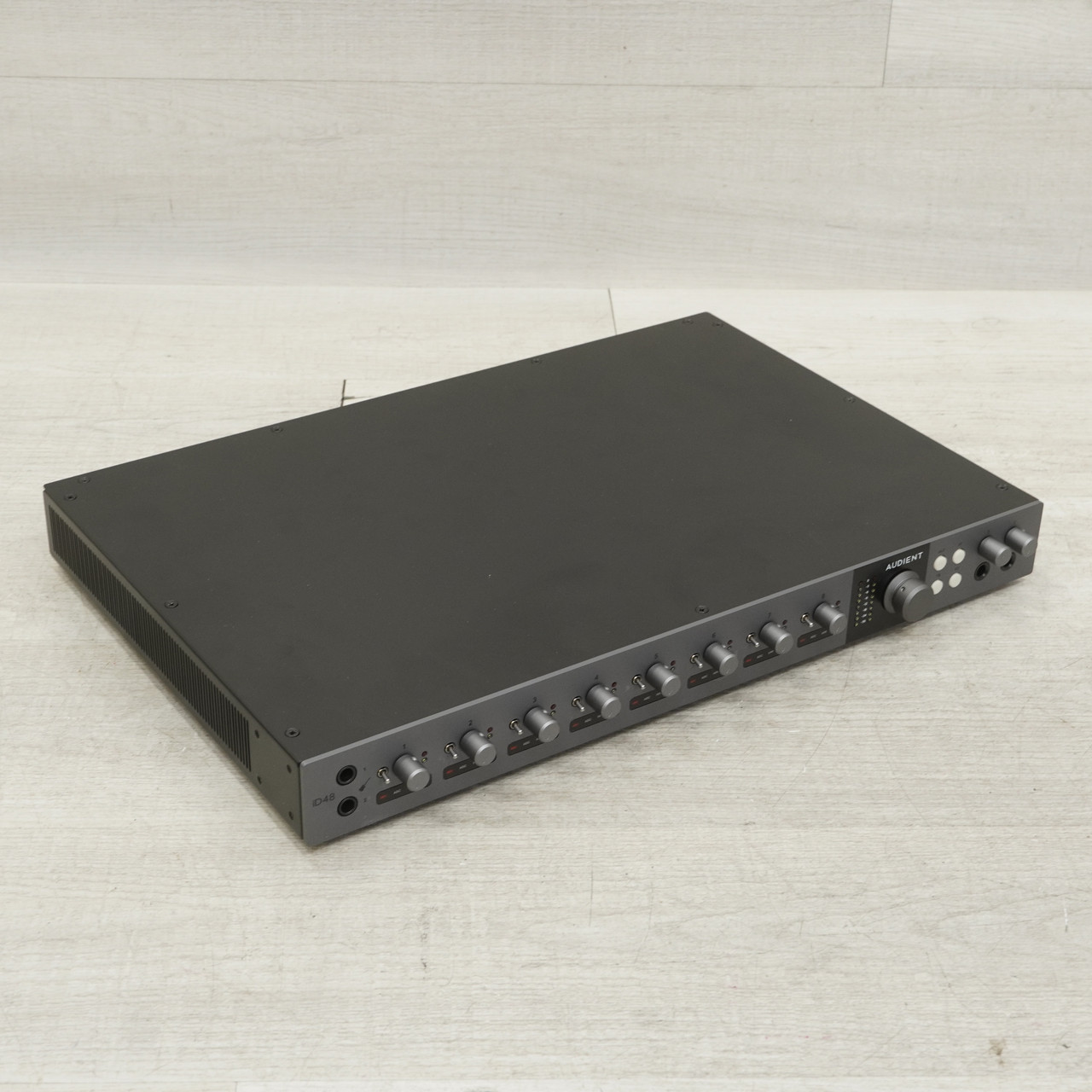 アイデンティティ　15ポンド Used Audient ID48 Usb-c Computer Interface
