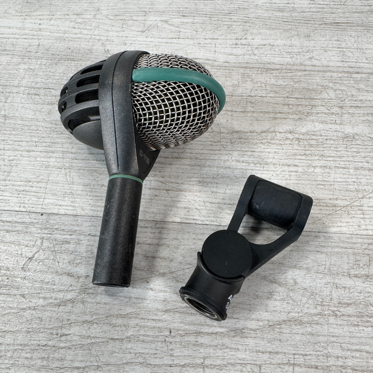 Used Akg D112 - Cardioid Dynamic Bass Drum Microphone