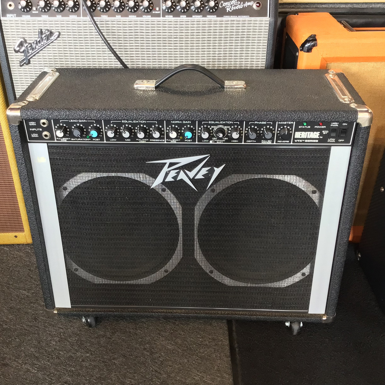 Used Peavey HERITAGE VTX 2 x 12 Solid State Amplifier 2 x 12