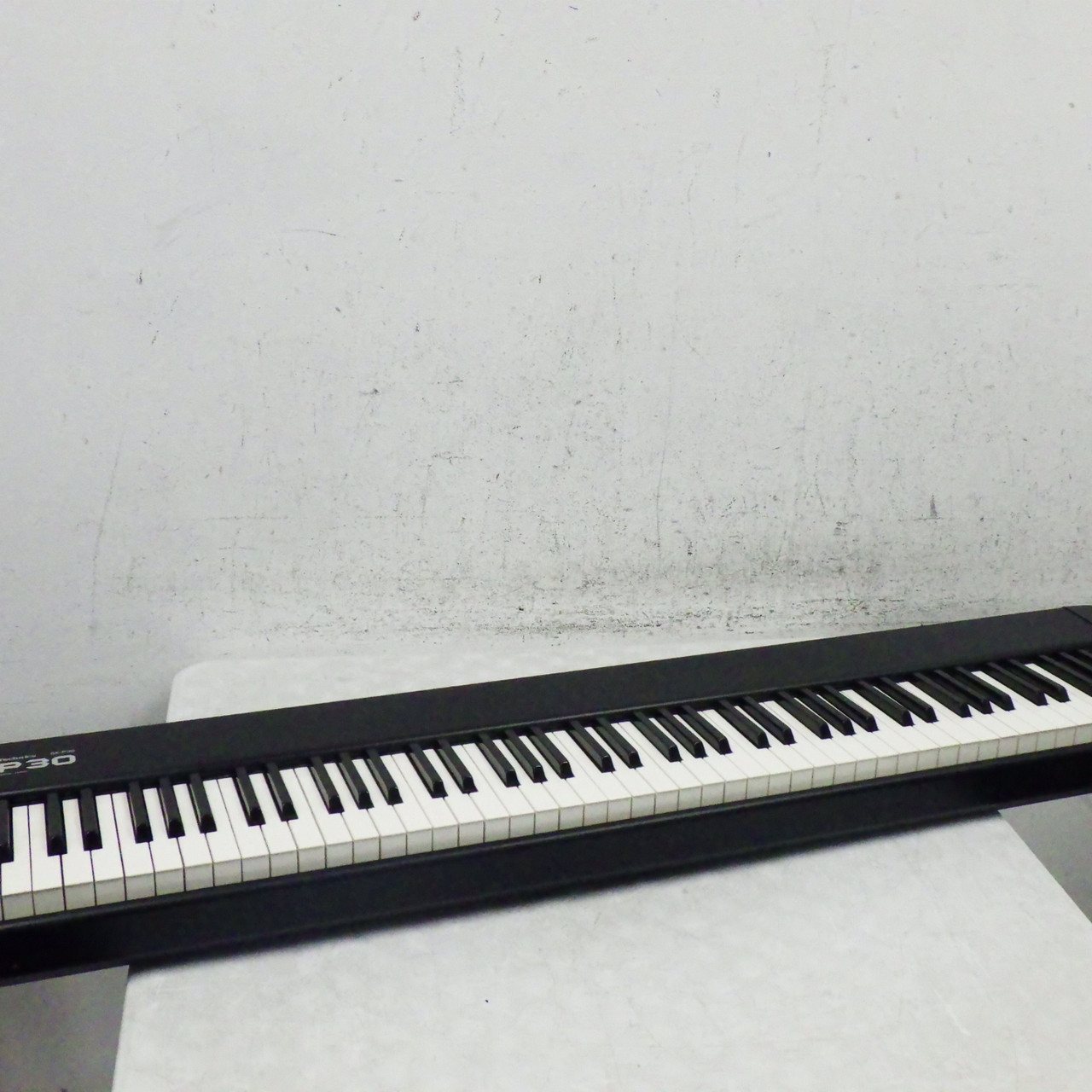 Used Technics SX-P30 Vintage 76-Key Synthesizer 76-key