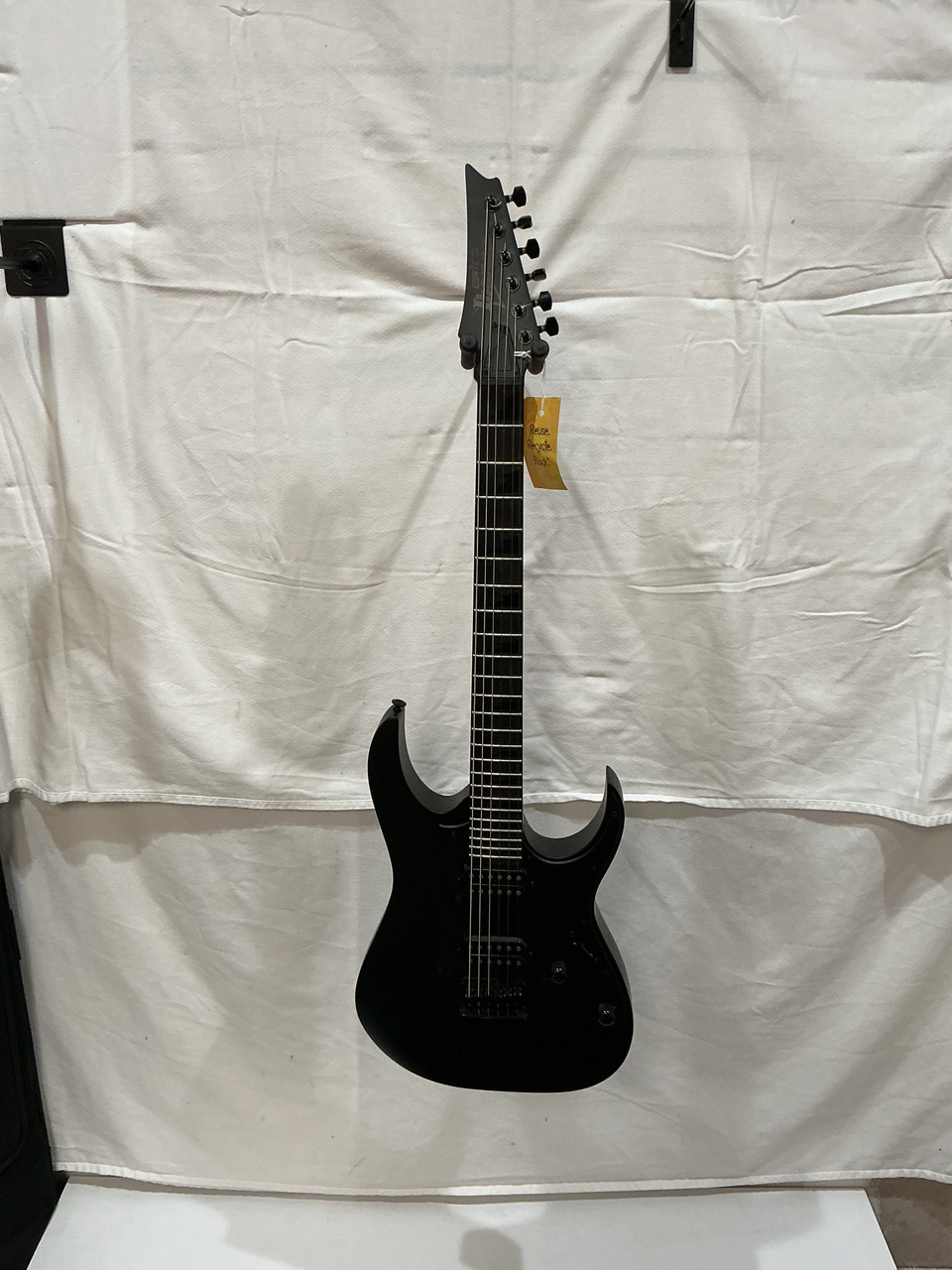 Used Ibanez GIO GRGR131EX Super S Electric Guitar Black 6-String