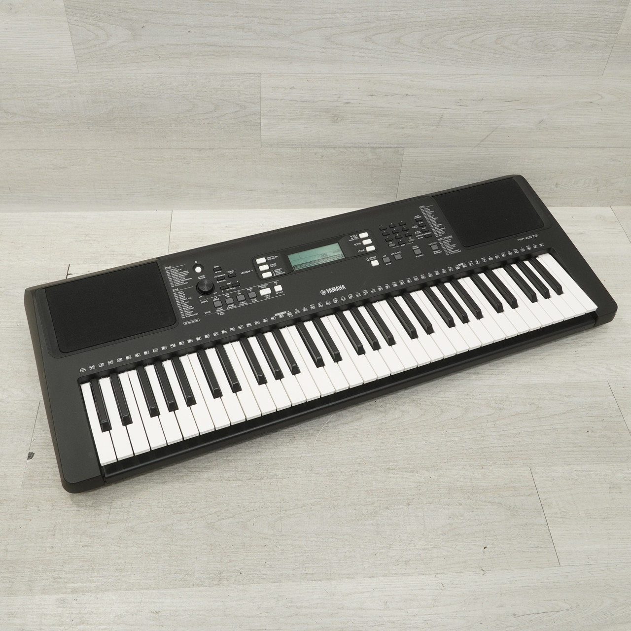 Used Yamaha Psr-e323 61-key Keyboard