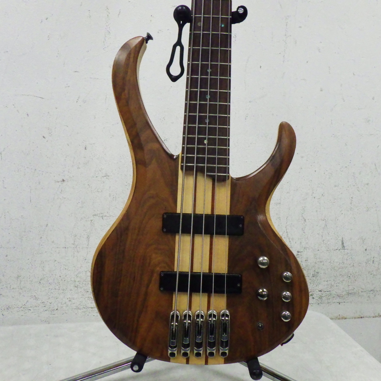 Used Ibanez BTB675 5 STRING BASS P Type Bass Guitar Wood 5-String