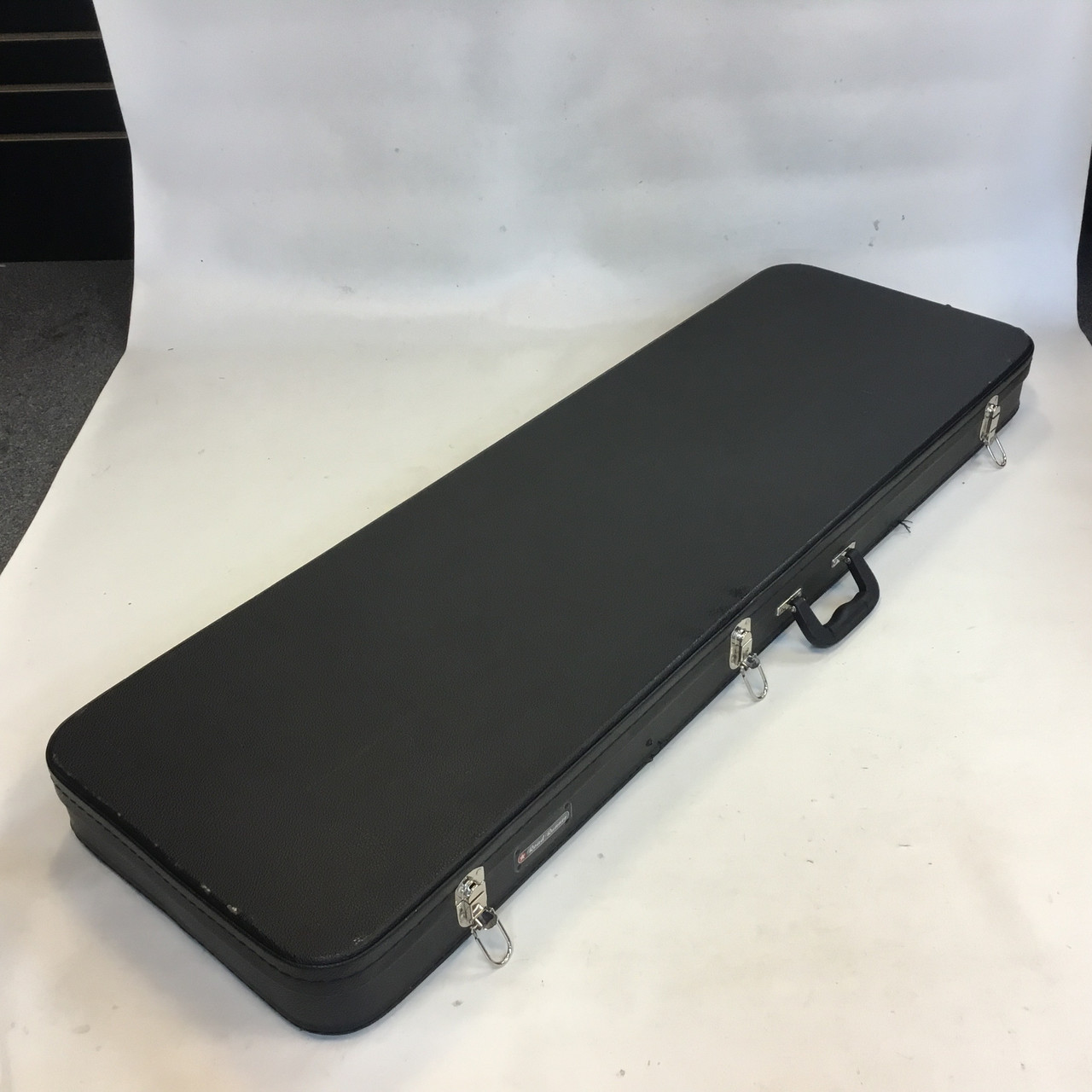 Bass Case Road Runner Hard Case Road Runner Bass Hard Case 2020s