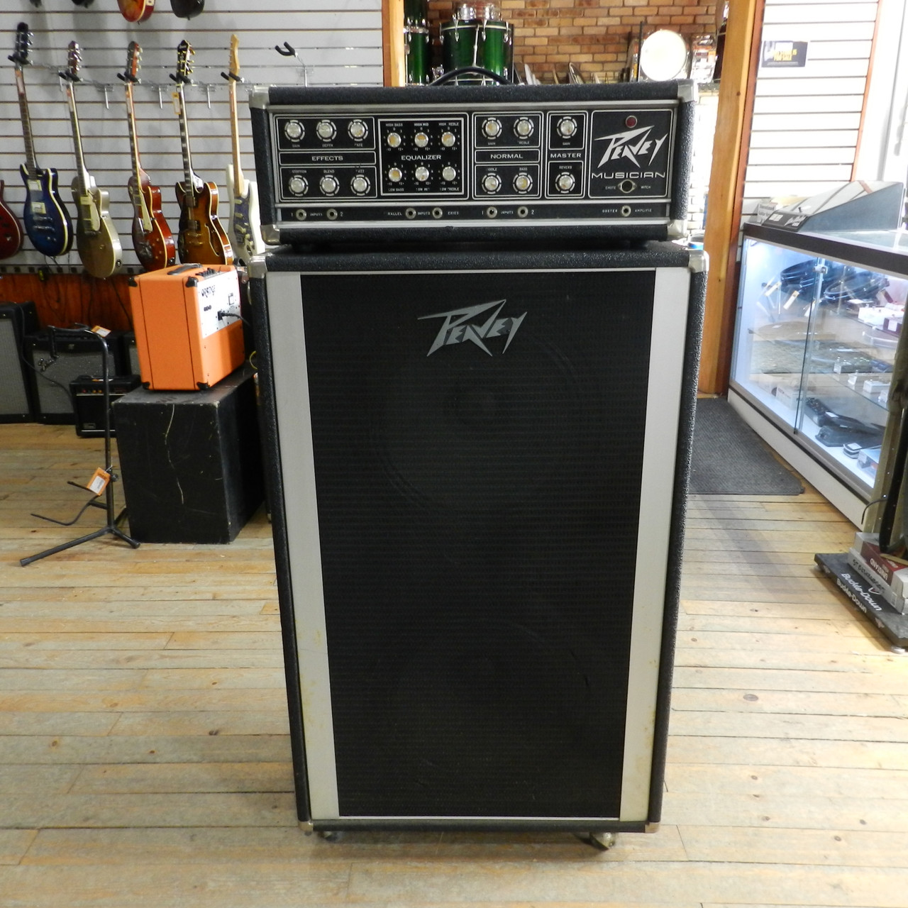 Used Peavey MUSICIAN SERIES 400 W/CAB Vintage Bass Amplifier Head