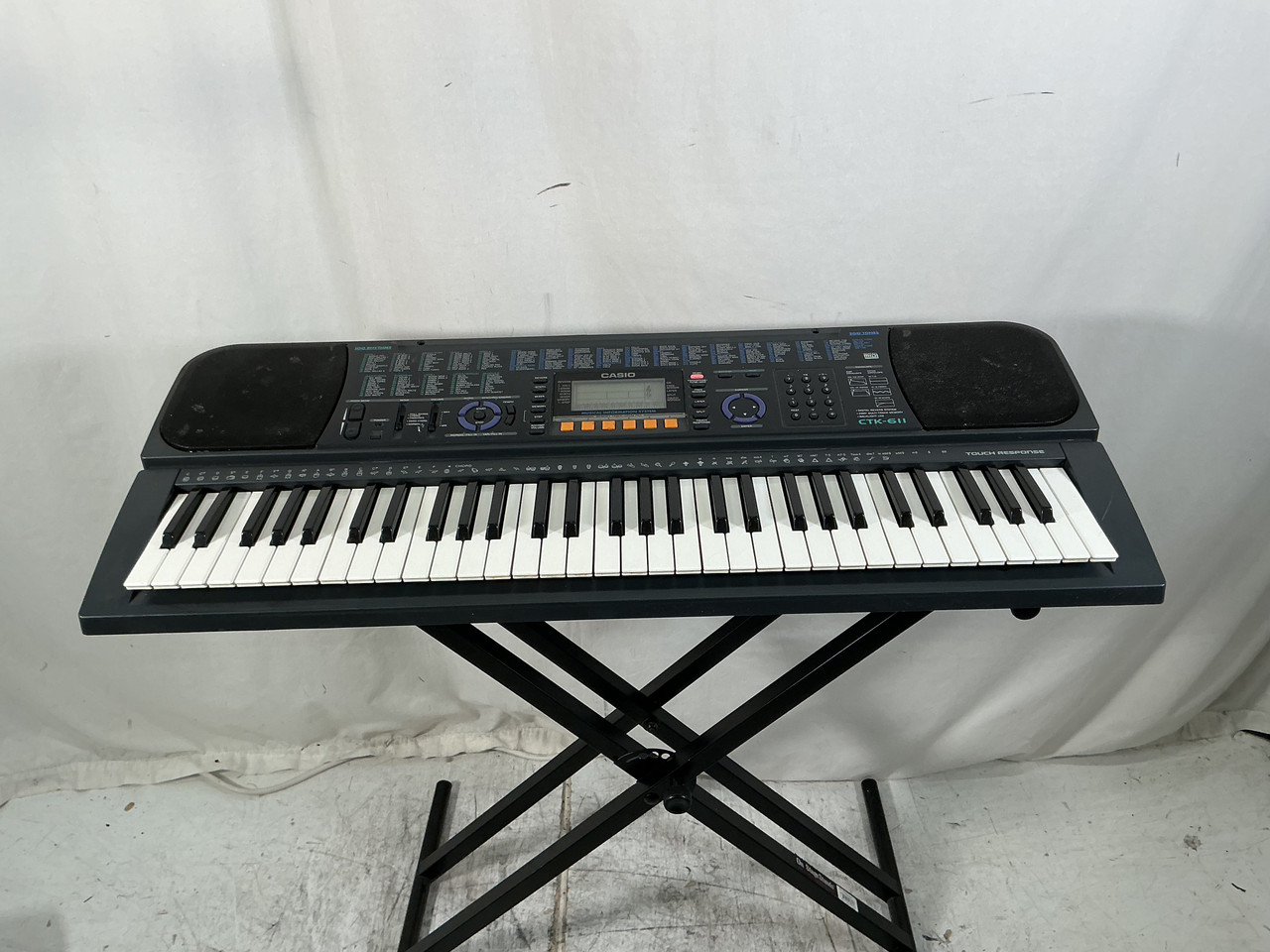 Used Casio CTK-611 9VOLT 61-Key Keyboard 61-Key