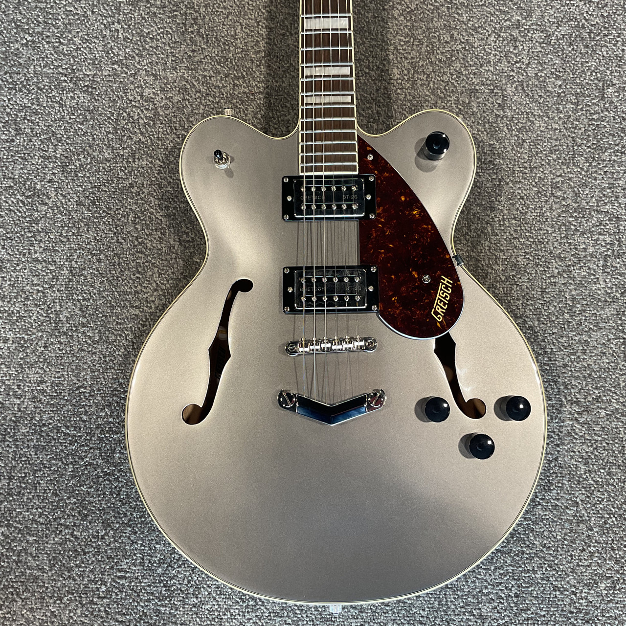 Used GRETSCH G2622/PHANTOM Semi-Hollow Electric Guitar