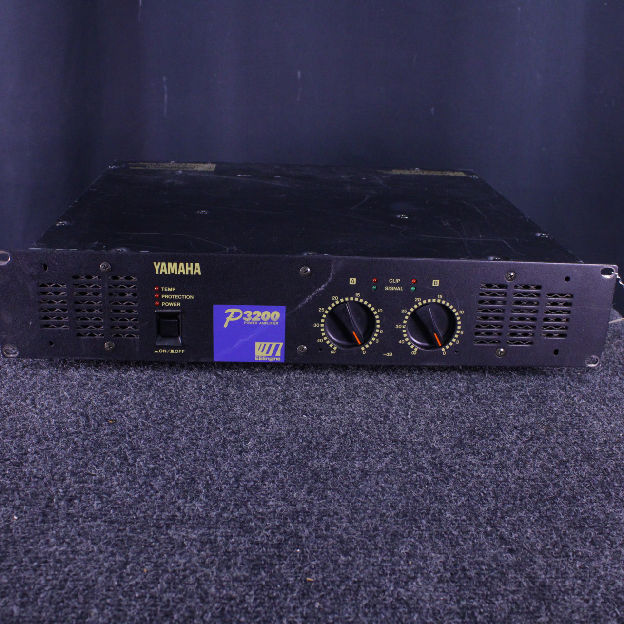 YAMAHA P3200 POWER AMPLIFIER ヤマハ パワーアンプ Used Yamaha P3200 POWER AMP Power Amplifier