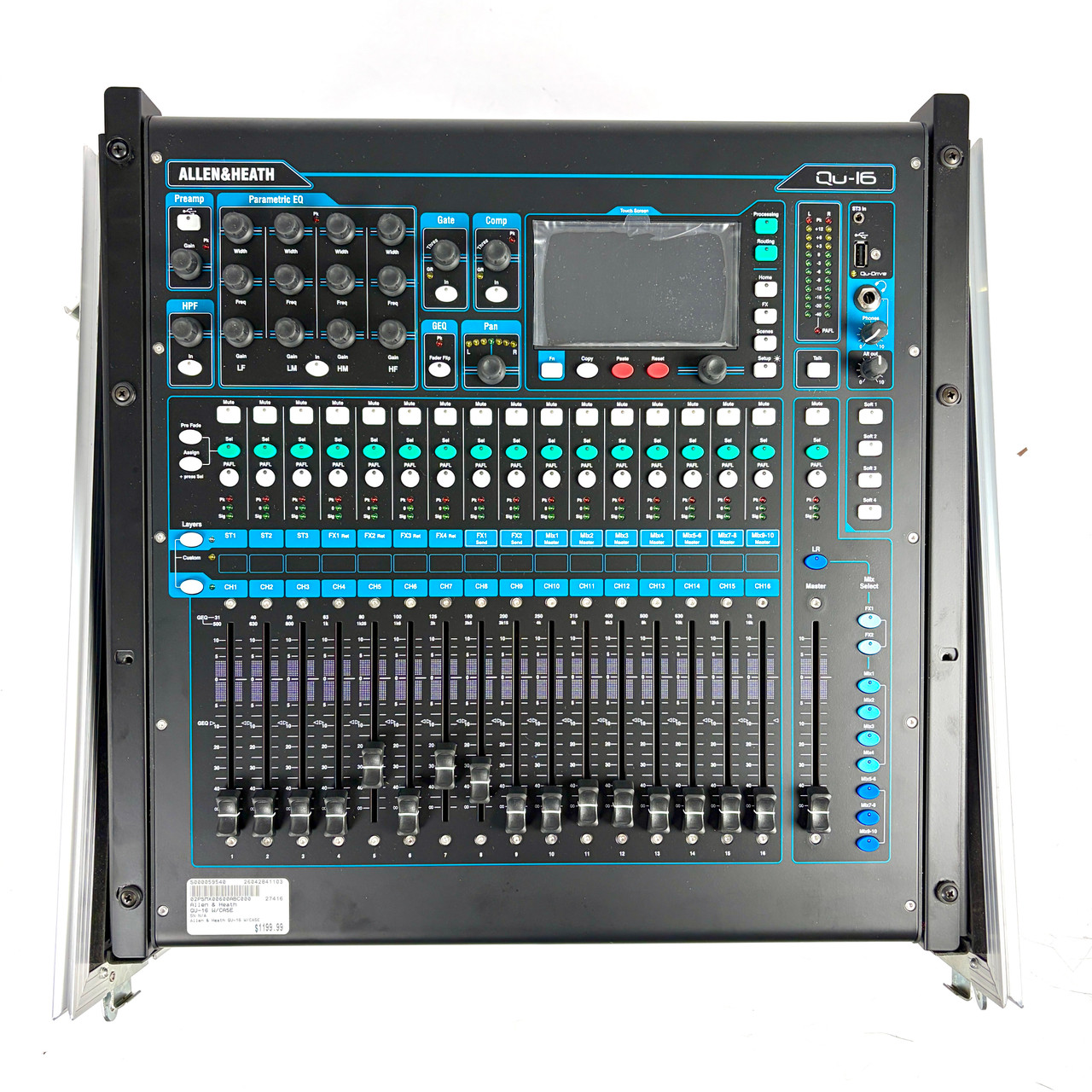 Used Allen & Heath QU-16 Mixing Console with Case