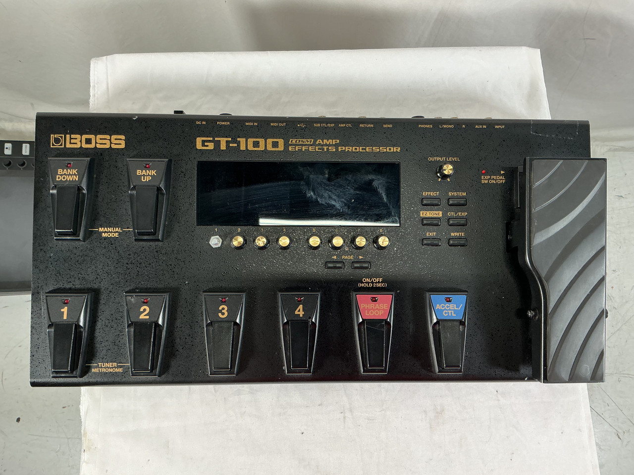 Used Boss GT-100 Multi-FX Pedal