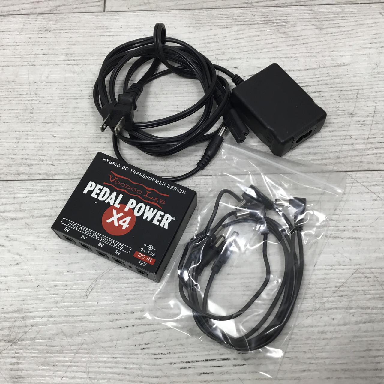 Used Voodoo Lab PEDAL POWER X4 Pedal Power Supply