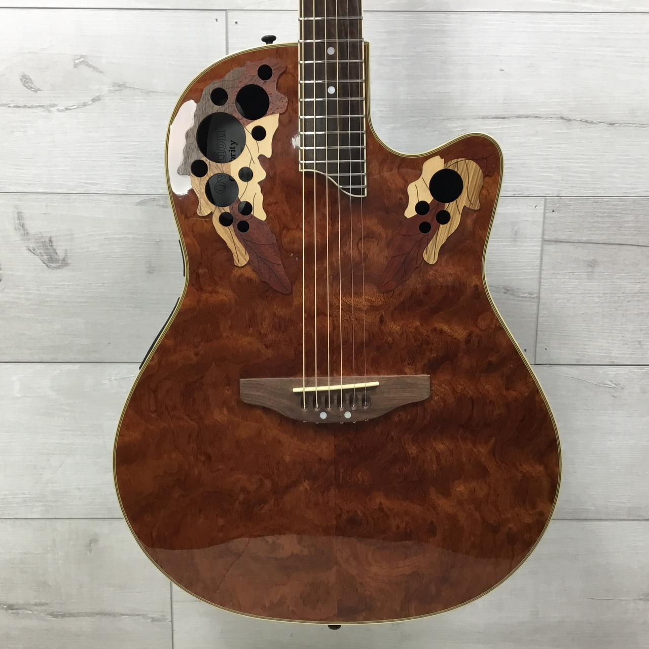 Ovation Celebrity Deluxe ⁄2001年製 Used #433247 【美本・ジャンク品