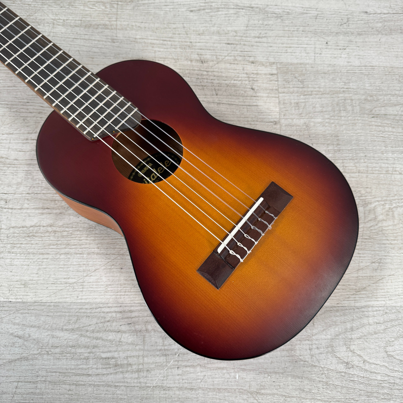 yamaha gl1 tobacco brown sunburst Used Yamaha GL1 Guitalele - Tobacco Sunburst
