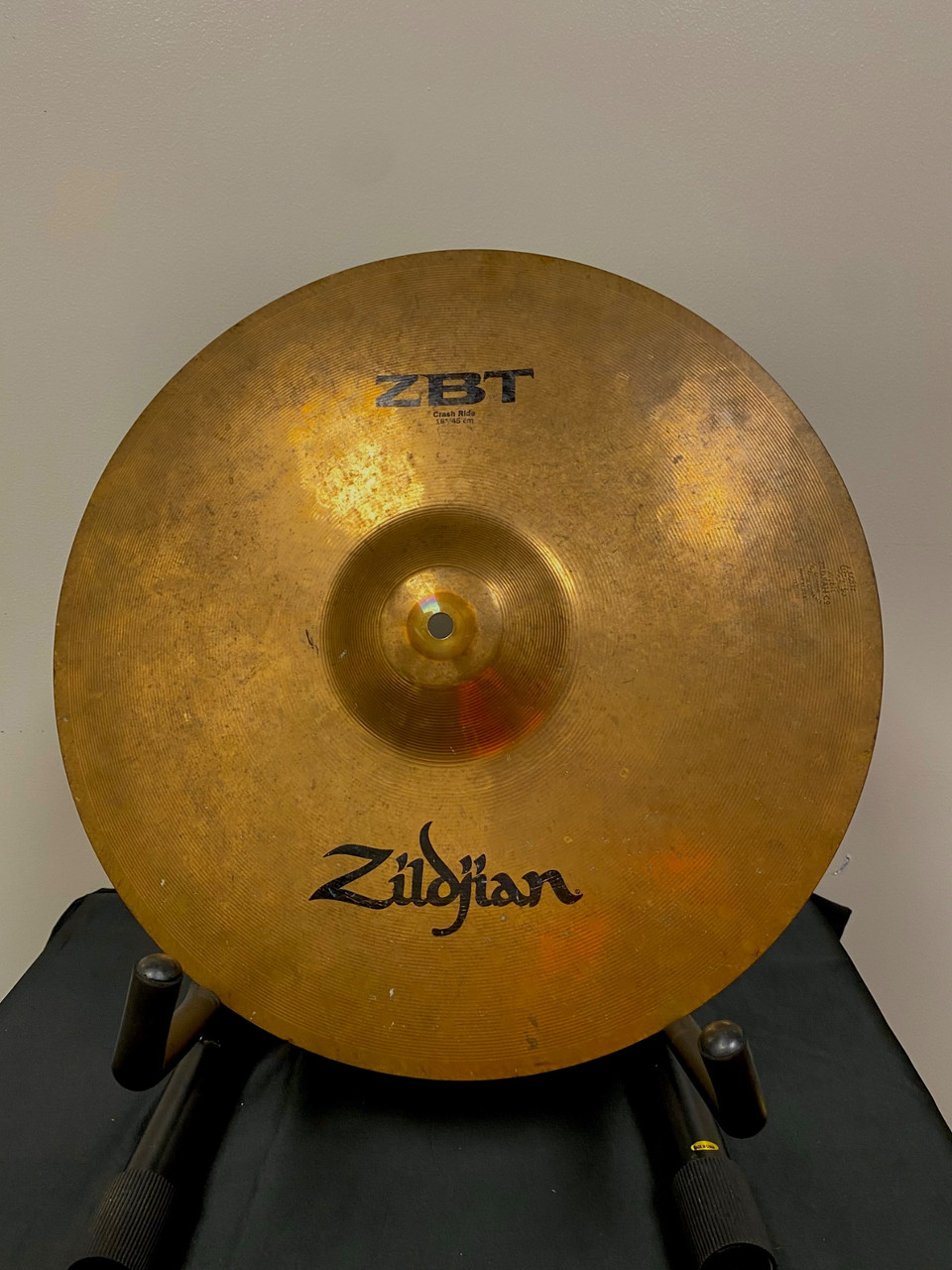 Used Zildjian ZBT 18IN CRASH RIDE CYMBAL Ride Cymbal 18