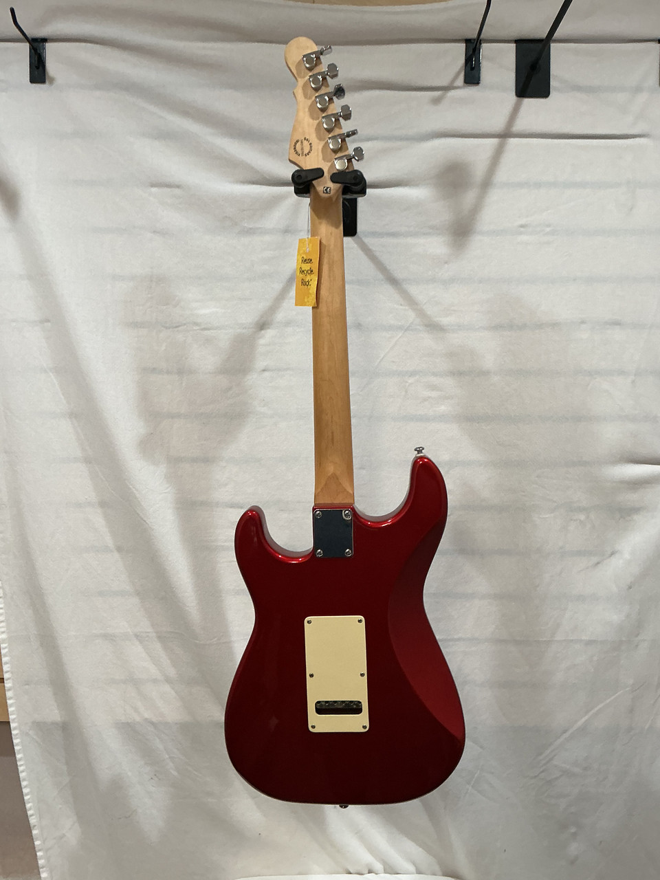 Used G&L TRIBUTE SERIES LEGACY S Type Electric Guitar Red 6-String