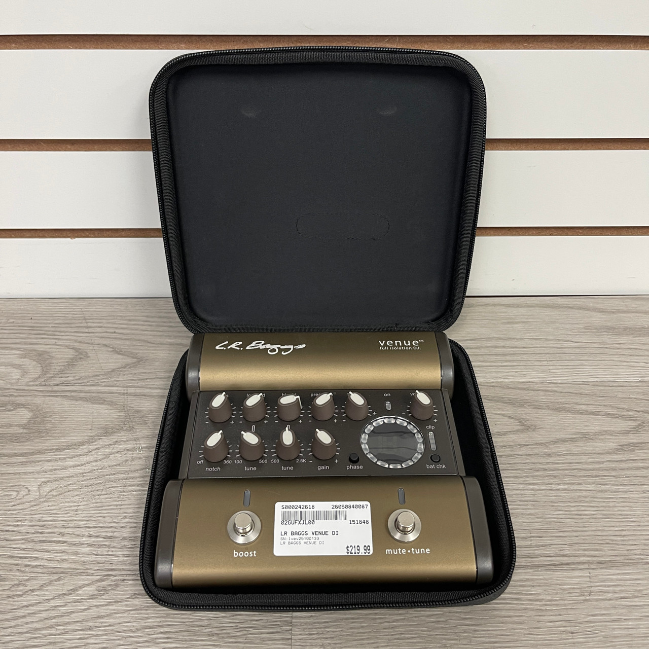 Used LR BAGGS VENUE DI Accoustic PreAmp Pedal