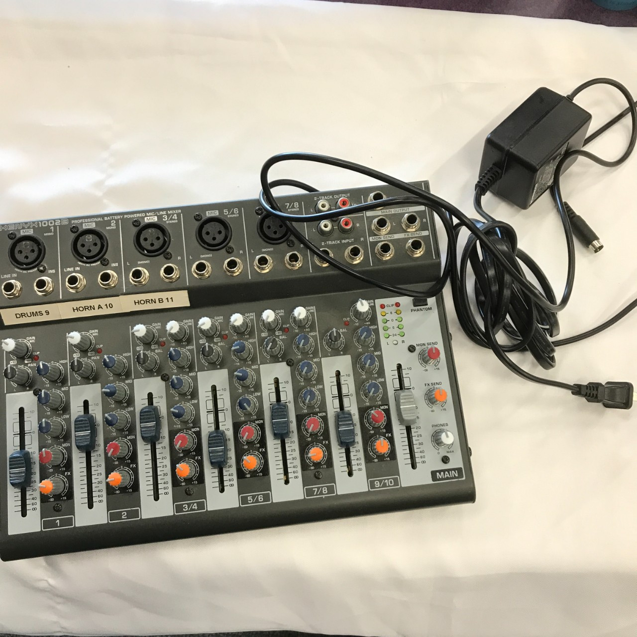 Used Behringer XENYX 1002B Compact Mixer