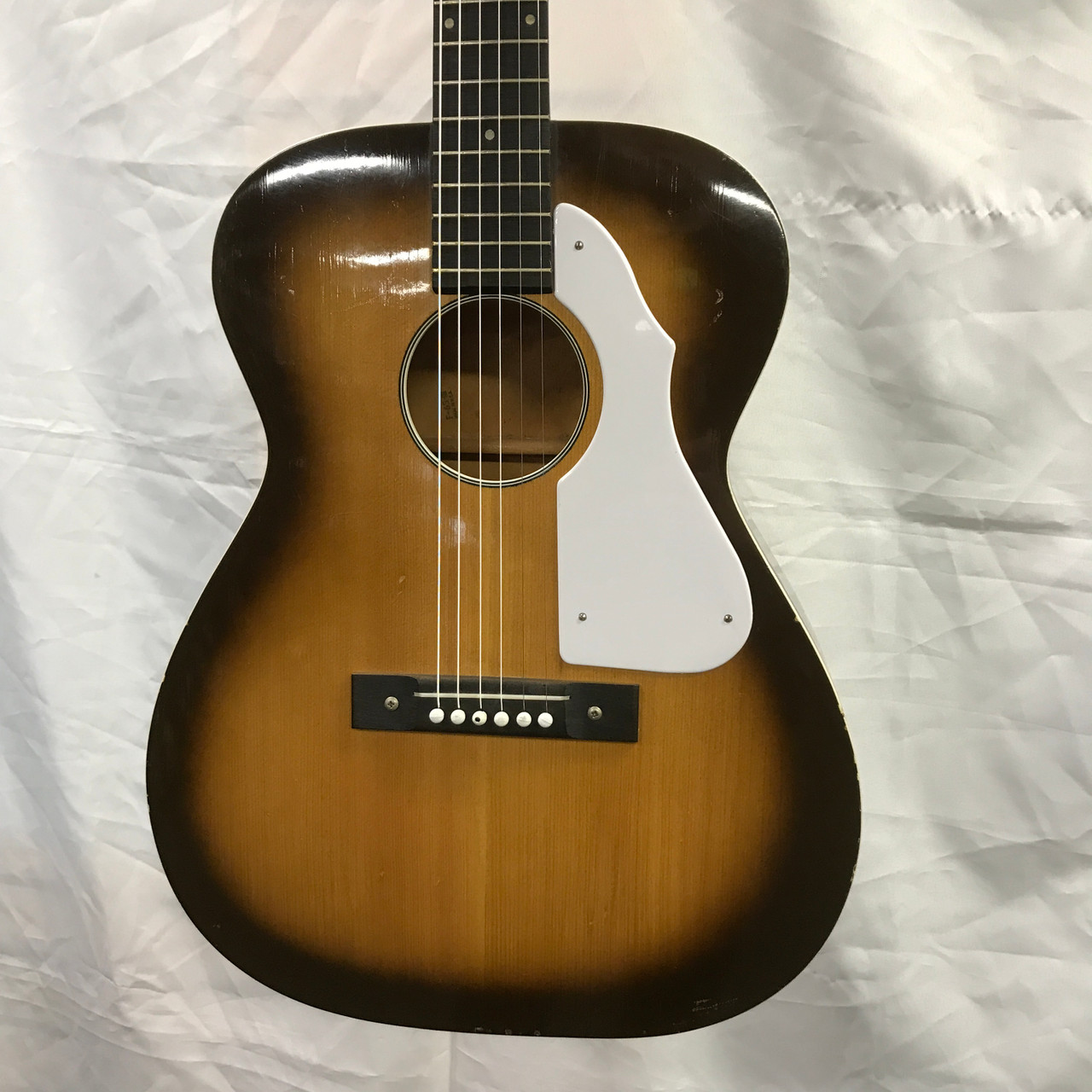 Used Silvertone H621 Vintage Laminate Top Acoustic Guitar Tobacco