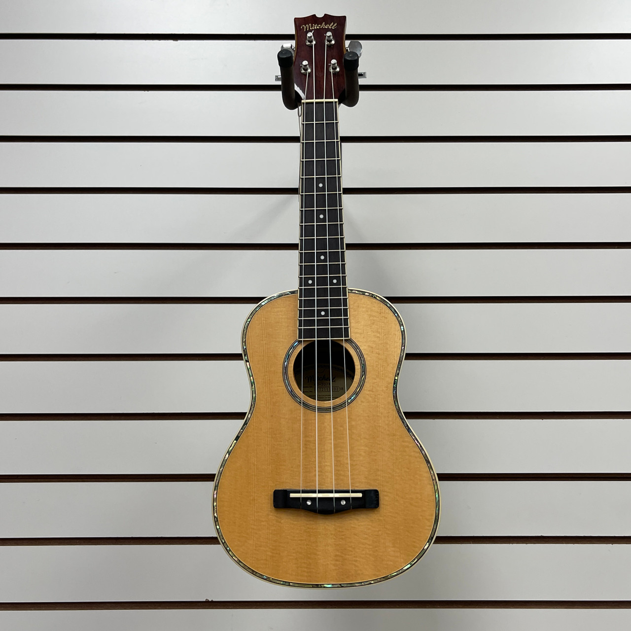 Used Mitchell MU-70/N Ukulele Natural