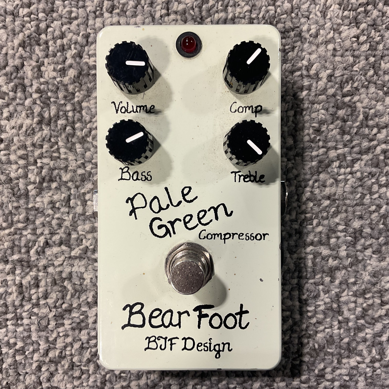 Used BEARFOOT BJF PALE GREEN COMPRESSOR Guitar Pedal