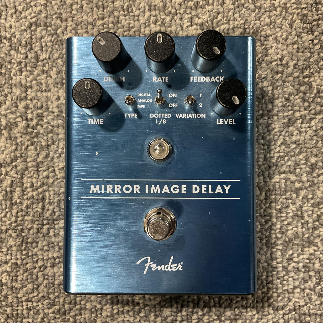 楽器・機材 Fender MIRROR IMAGE DELAY