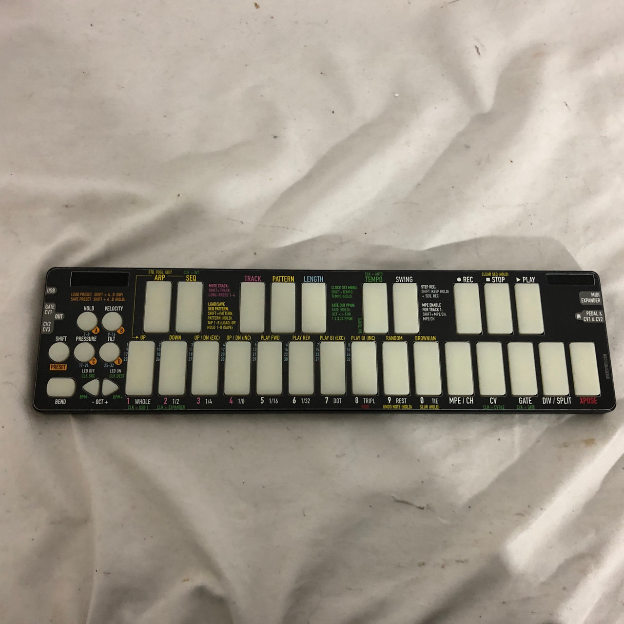 Used KEITH MCMILLEN QUNEXUS K-708 25-Key Controller 25-Key