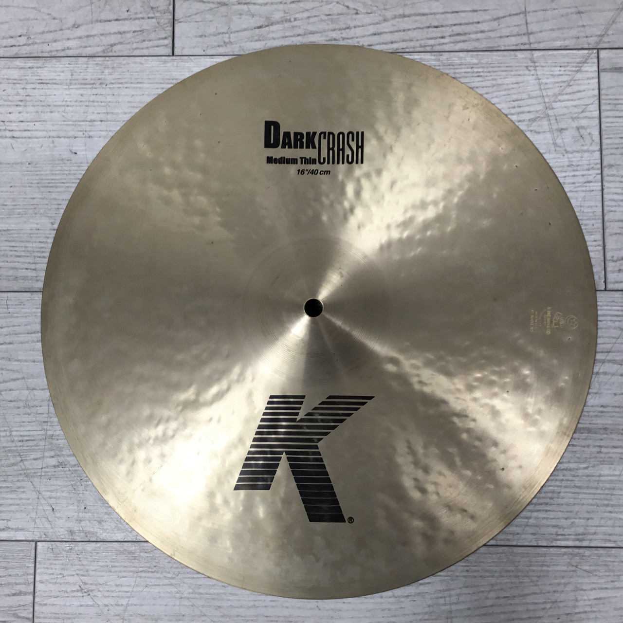 Used Zildjian K DARK MEDIUM THIN CRASH 16 INCH 1076G Crash Cymbal 16