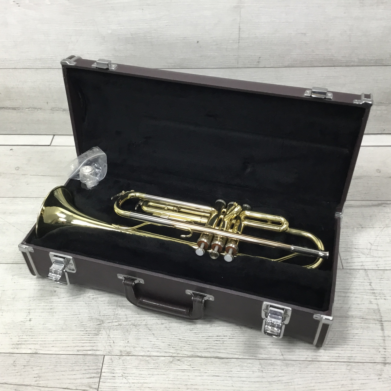 Used Yamaha YTR-2320 TRUMPET JAPAN Trumpet