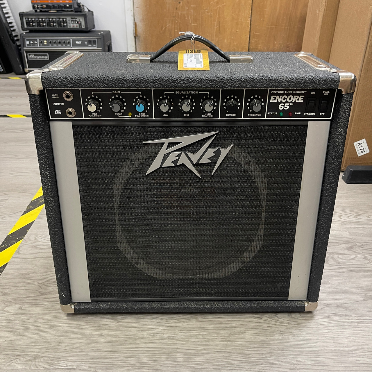 Used Peavey ENCORE 65 W/FTSW 1 x 12 Tube Combo Amplifier 1 x 12