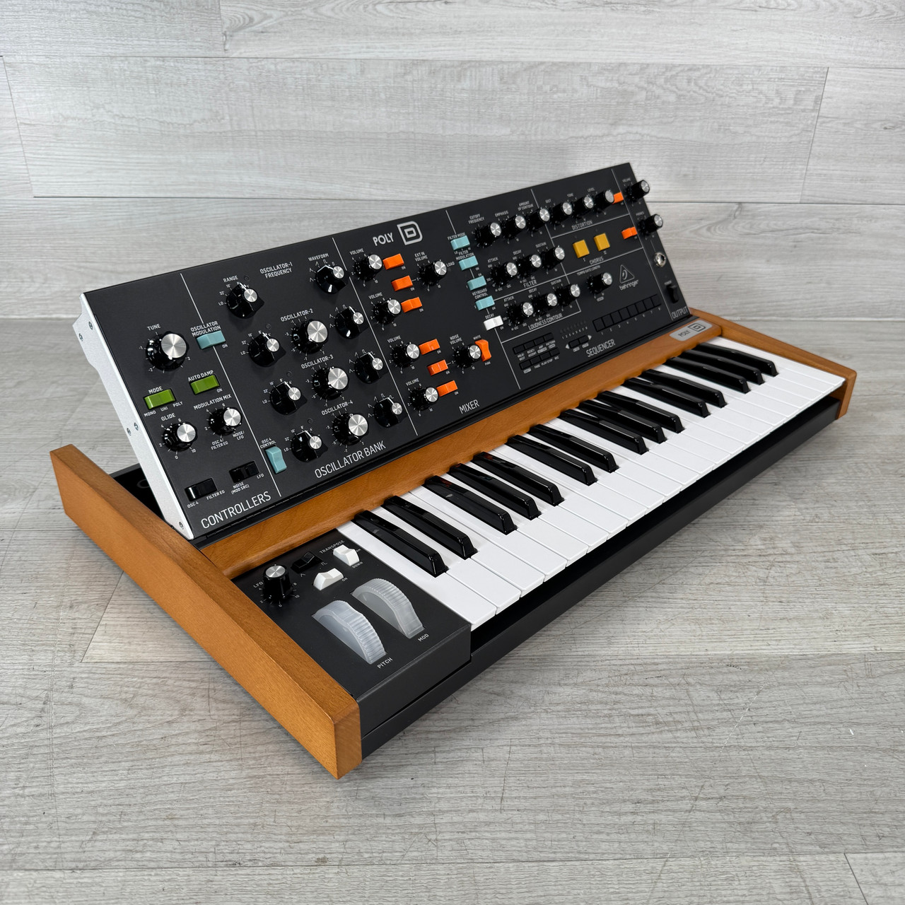 Used Behringer Poly D - Polyphonic Analog Synthesizer