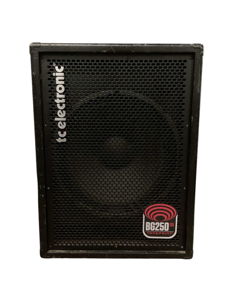 Used TC Electronic BG250 BASS COMBO -WEAR 1 x 15 Bass Combo