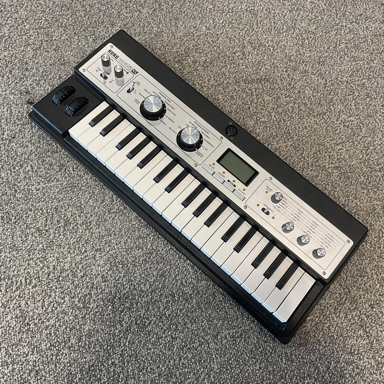Used Korg MICROKORG XL W/PWR 25-Key Synthesizer 25-Key