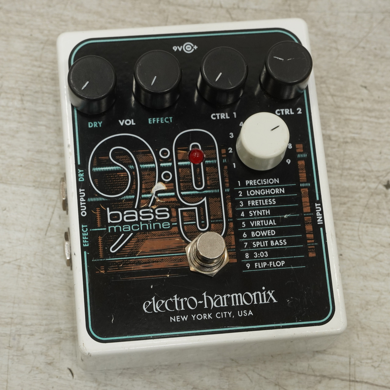 Bass Machine Electro-Harmonix BASS9 Pedal | Bass9 Electro