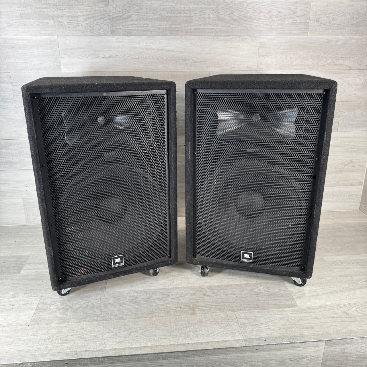 Used JBL JRX215 - Passive Full Range Speaker Cabinet - Pair