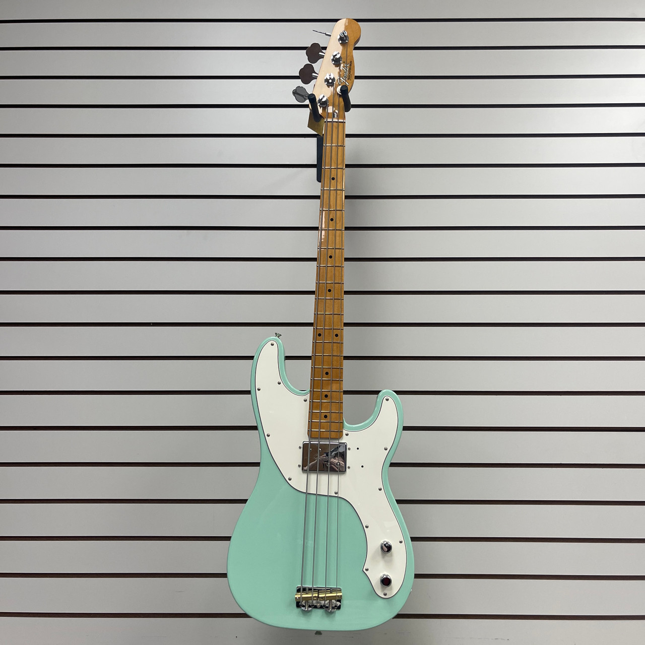 Used Fender VINTERA II TELECASTER Bass Guitar Green 4-String