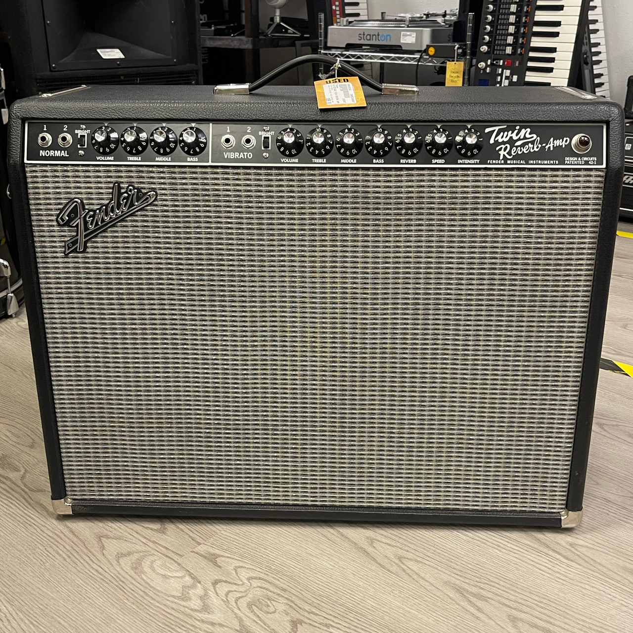 Used Fender 65 REISSUE TWIN REVERB AMP 2 x 12 Tube Combo Amplifier