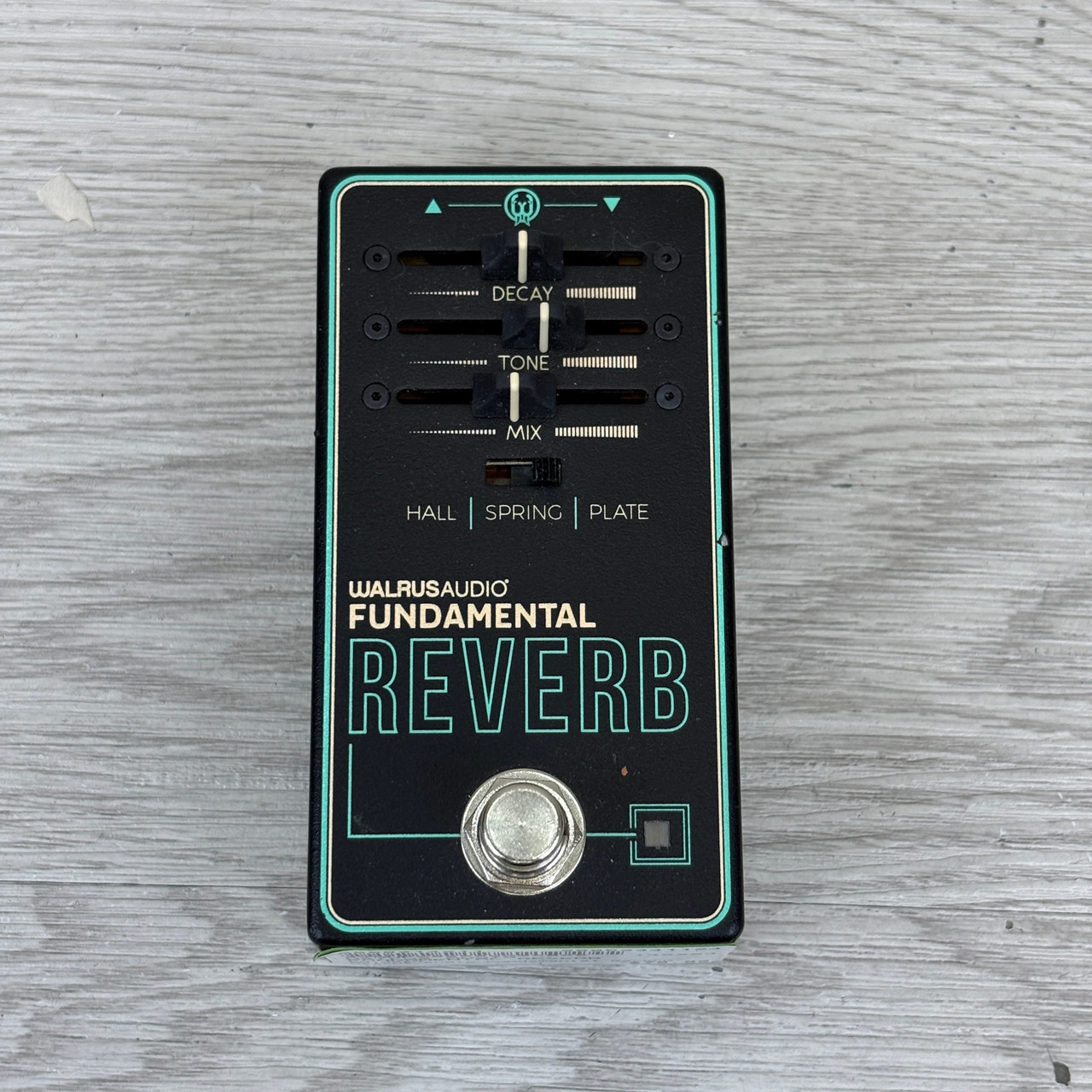 Used Walrus Audio FUNDAMENTAL REVERB Reverb Pedal