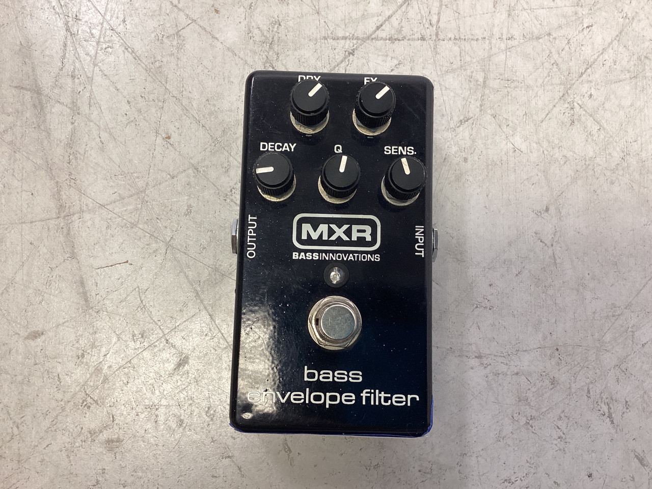 Used MXR BASS INOVATIONS ENVELOPE FILTER Guitar Effects Pedal