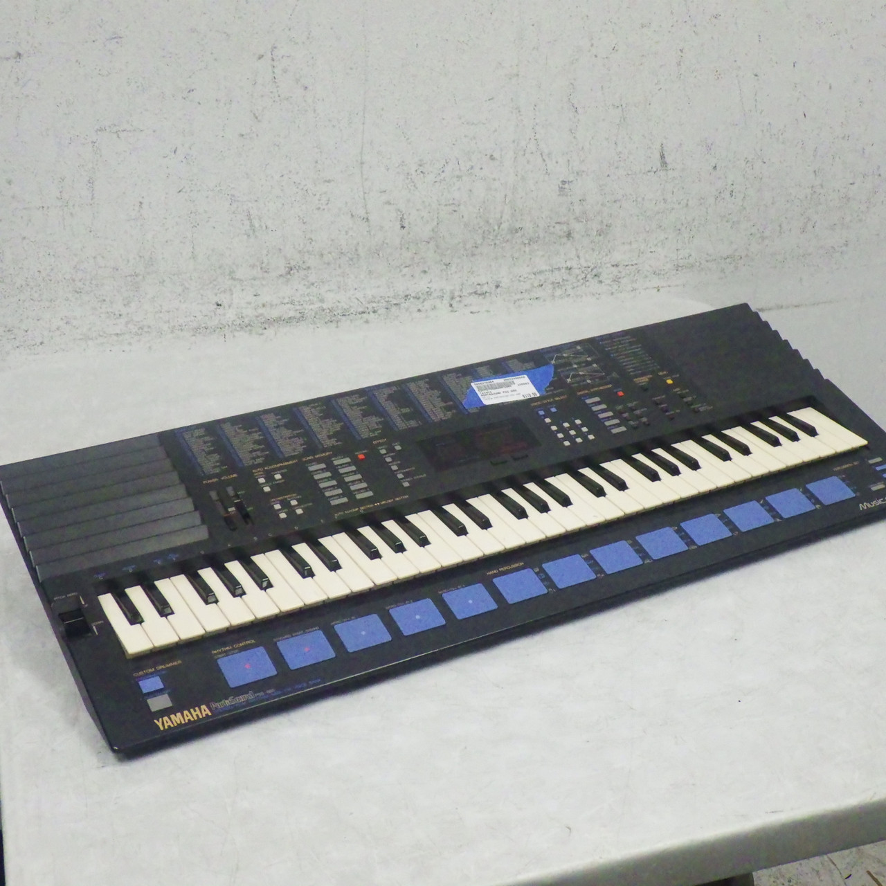 【極美品・廃盤】YAMAHA PortaSound PSS−680 Used Yamaha PORTASOUND PSS 680 Vintage 49-Key Synthesizer 49-Key