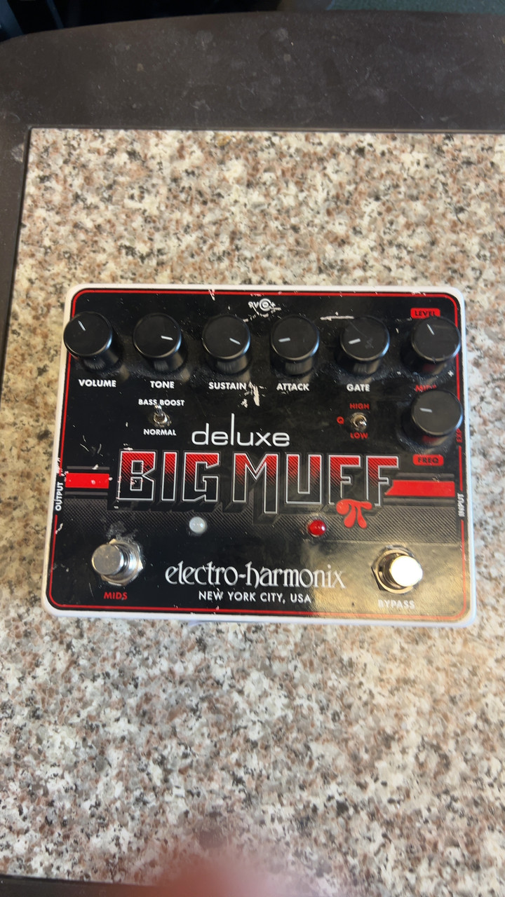 「1/15出品終了」electro-harmonix L MUFF Used Electro Harmonix (E/H) BIG MUFF DELUXE Distortion Pedal