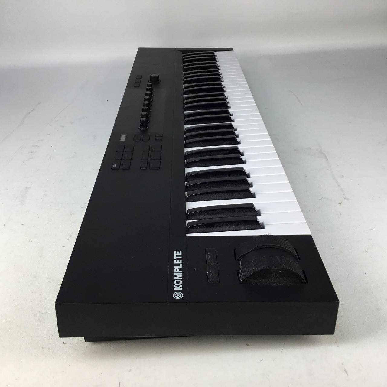 KOMPLETE KONTROL A61 キーボード Native Instruments KOMPLETE KONTROL A61｜ミュージックランドKEY